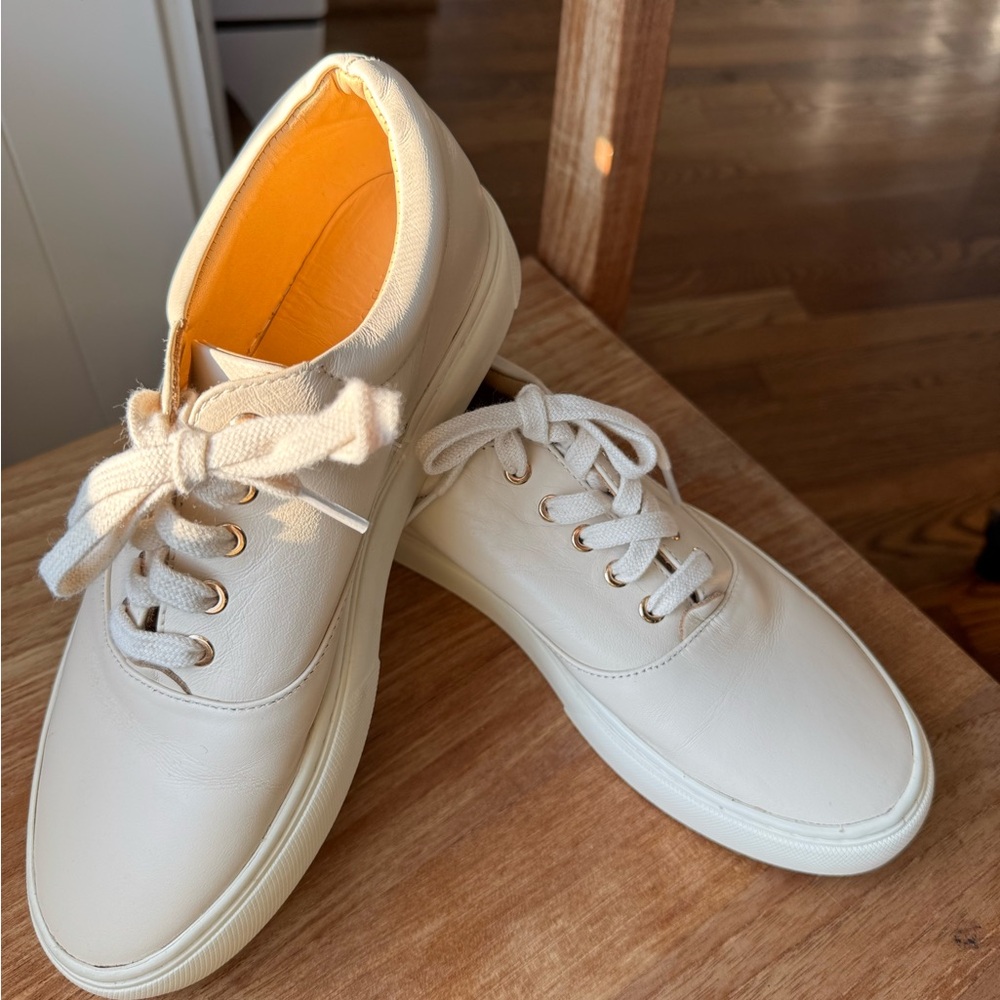 Nisolo, size 9 (8.5) , cream leather everyday sneaker , Vibram sole
